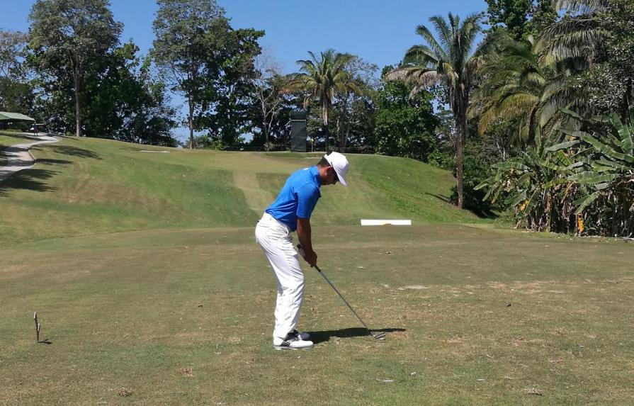 Dominicano Juan José Guerra se destaca en el Abierto Sudamericano Amateur de Golf