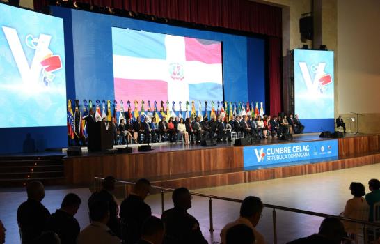 Presidente Medina habla ante la V Cumbre de la Celac en Punta Cana