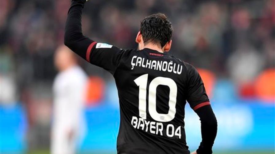 Bundesliga genera más de 3.200 millones en 2015-16 