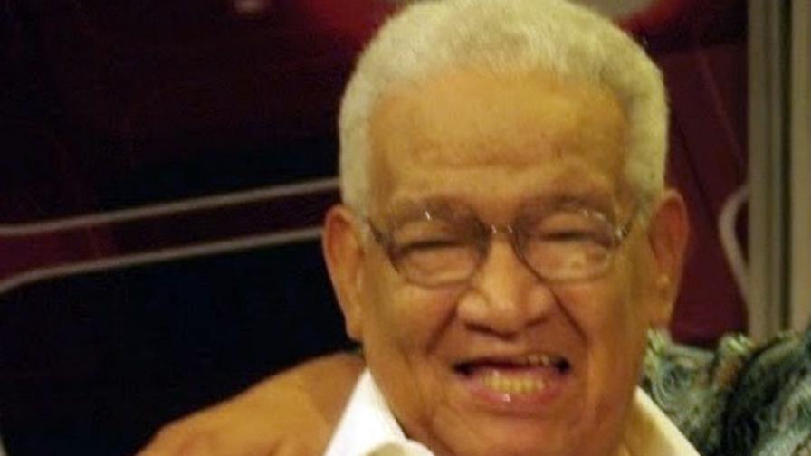 Velan en Santiago los restos del cronista deportivo Papi Pimentel Velan en Santiago los restos del cronista deportivo Papi Pimentel