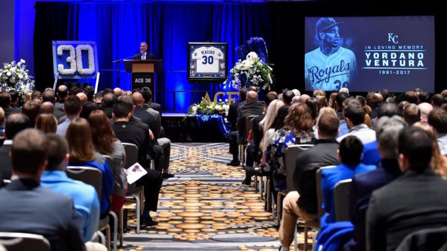 Kansas City se reúne para recordar a Yordano Ventura