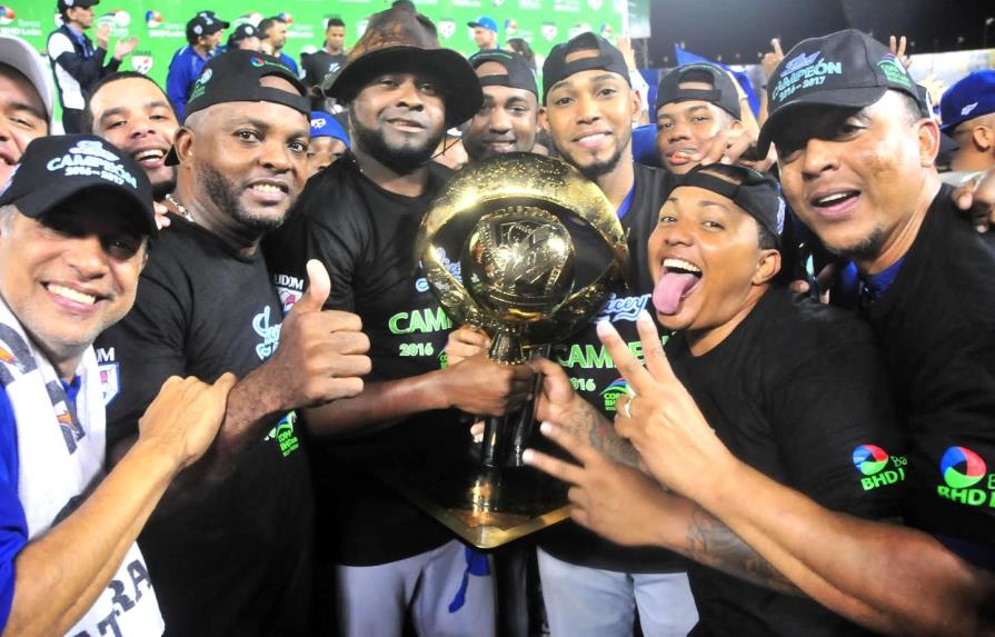 Danilo Medina: “Ahora vamos con fuerza para la Serie del Caribe”