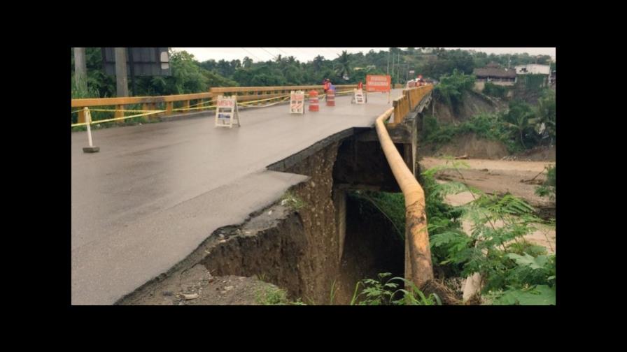 Senador José Paliza pide reparación de puentes y carreteras en Puerto Plata