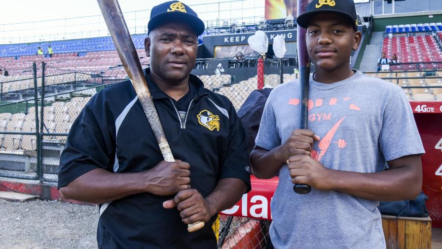 Tejada y empresarios quieren un equipo de béisbol para región sur