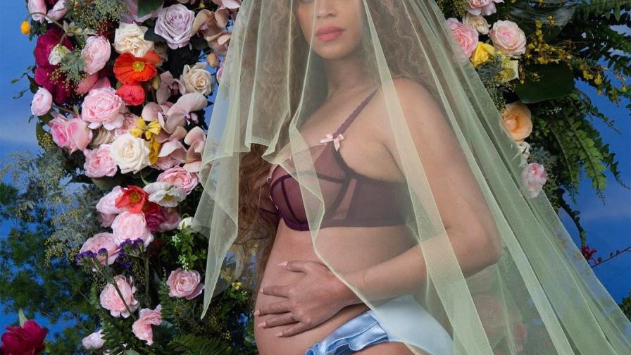 Beyoncé anuncia que está embarazada de gemelos