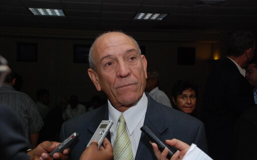 El exsenador Rafael Calder&oacute;n ir&aacute; a juicio por caso de corrupci&oacute;n administrativa