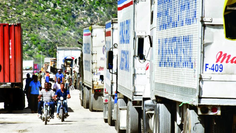 Gobierno anuncia invertirá RD$300 millones para ampliar comedores económicos