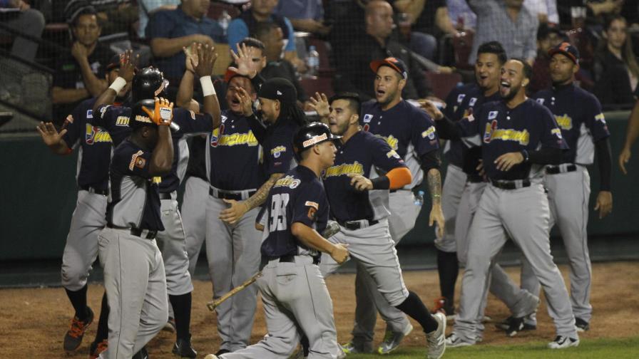 Valle pega un ‘Grand Slam’ y México deja en el campo a Venezuela