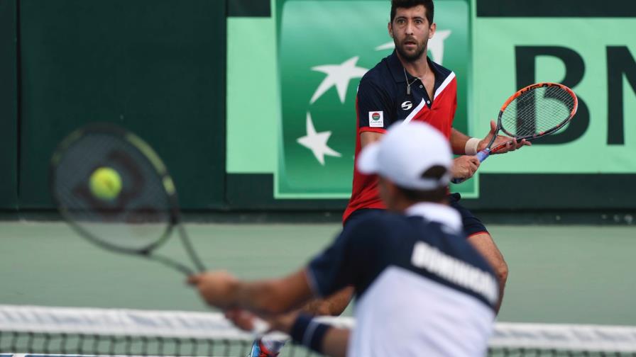 Chile avanza a segunda ronda al vencer a Dominicana en Copa Davis 