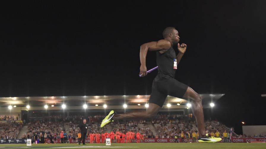 Usain Bolt compite en relevo mixto en Melbourne, Australia