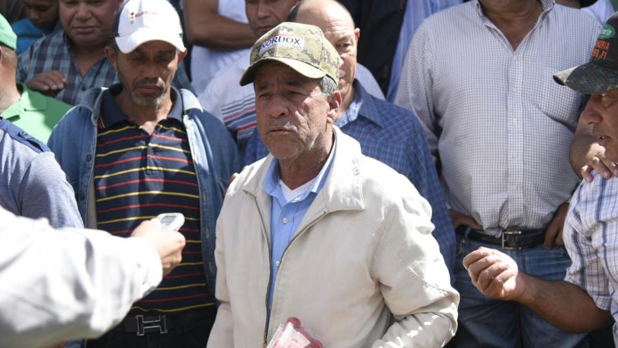 Agricultores niegan haya acuerdo con Medio Ambiente