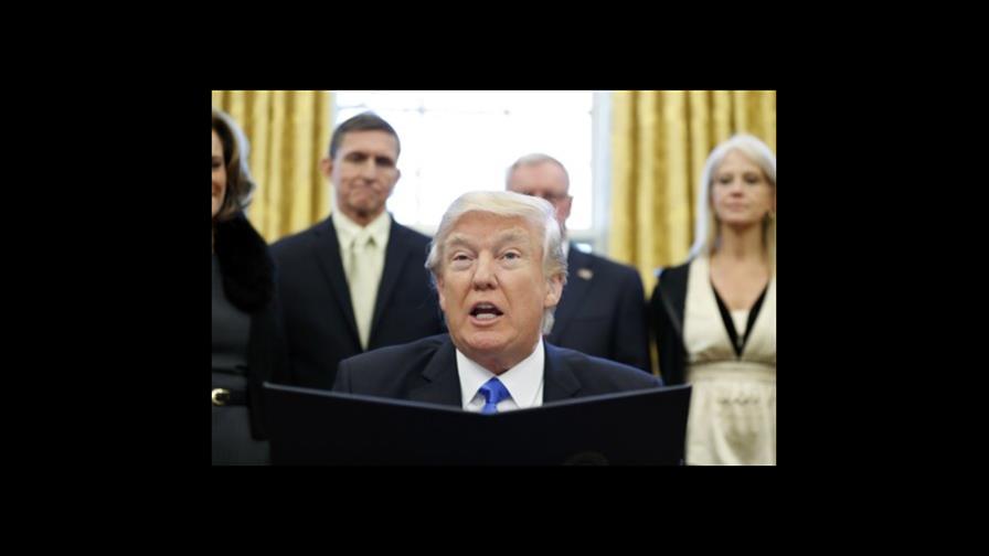 Trump apela la decisión del juez que suspendió su veto migratorio