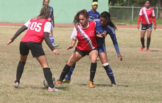 Nagua y La Romana avanzan a la final de la Liga Mayor Femenina