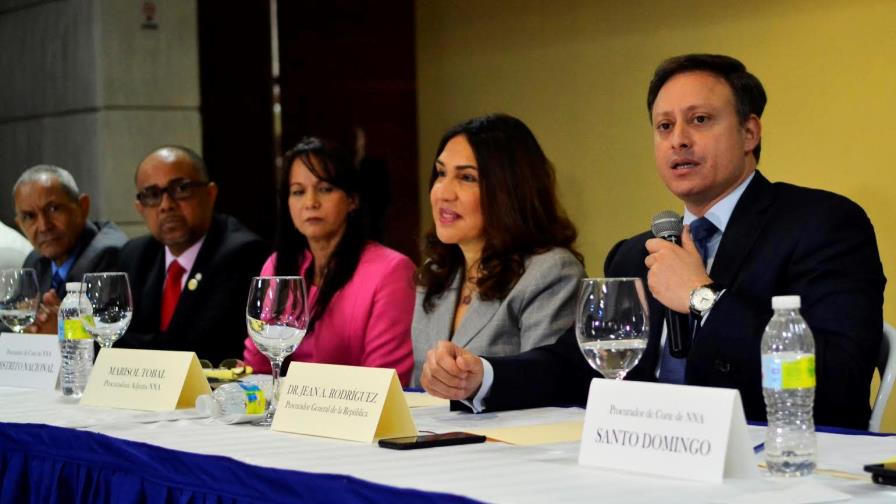 Procurador anuncia que en 60 días se aumentará la cantidad de fiscales y fiscalizadores