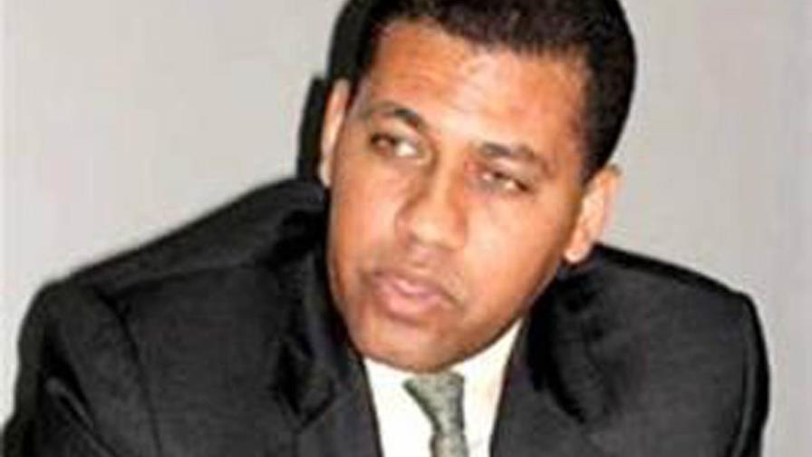 Guido Gómez solicita al presidente convocar al Consejo de la Magistratura para elegir TSE