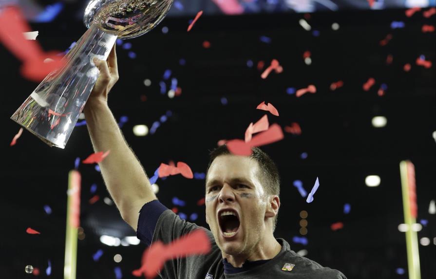 Tom Brady sospecha que jersey que usó en Super Bowl fue robado 