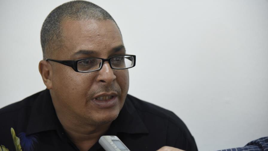 Organizaciones de Santiago demandan terminación de escuelas y estancias