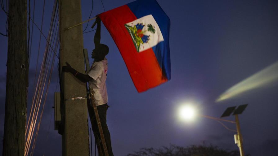 Jovenel Moise tomará el mando en medio de una crisis humanitaria por el paso del huracán Matthew