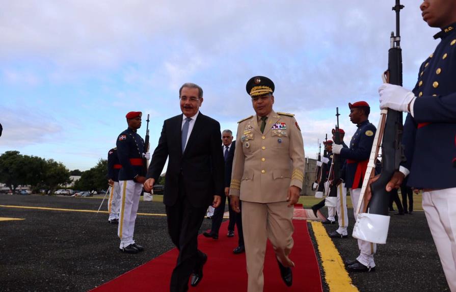 Danilo Medina partió a la toma de mando de Jovenel Moise, en Haití