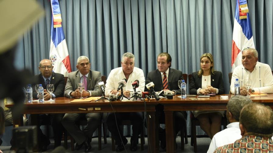 Demandan construcción de nueva carretera que comunique Navarrete y Puerto Plata Demandan construcción de nueva carretera que comunique Navarrete y Puerto Plata
