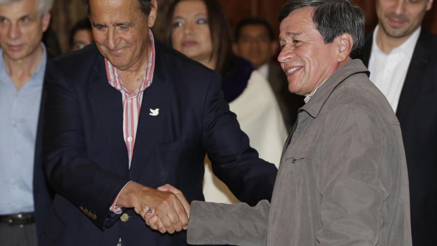 Gobierno de Colombia y ELN inauguran proceso de paz en Quito 
