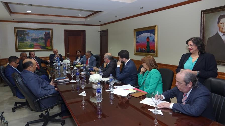 Senadores ofrecerán informe sobre observación Código Penal