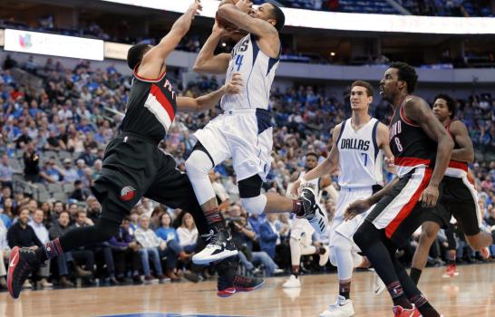 Rockets presionan a Spurs en lucha por titulo División Suroeste 