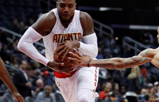 Rockets presionan a Spurs en lucha por titulo División Suroeste 