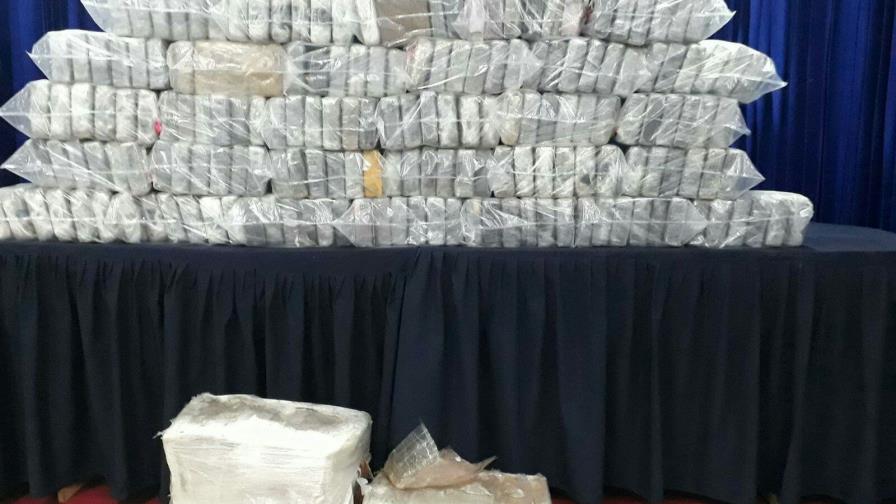 Envían a Najayo a 6 hombres implicados en  cargamento de droga
Un año de prisión contra  seis implicados en  cargamento de droga de San Cristóbal 