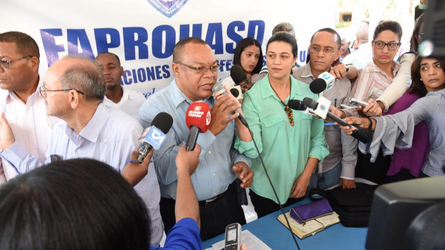 Profesores de la UASD designan comisión para negociar con autoridades