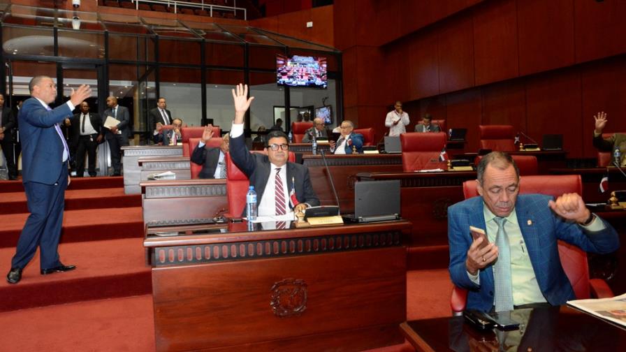 Senado aprueba en segunda lectura proyecto de ley sobre transporte