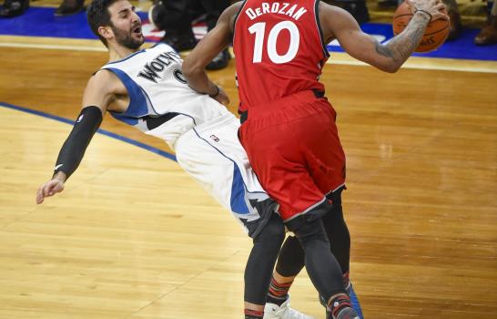 Con ‘doble doble’ de Towns, Wolves sorprenden a Raptors 