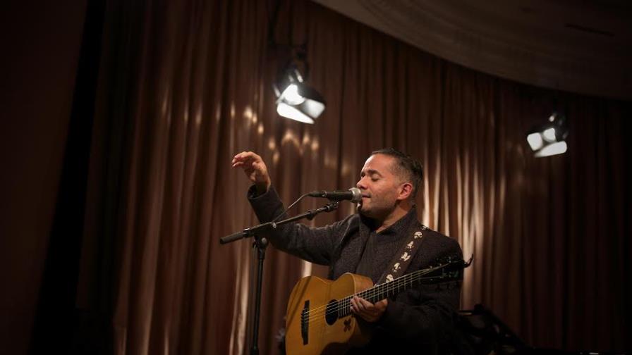 Para Pavel cantarle al amor no pasa de moda 