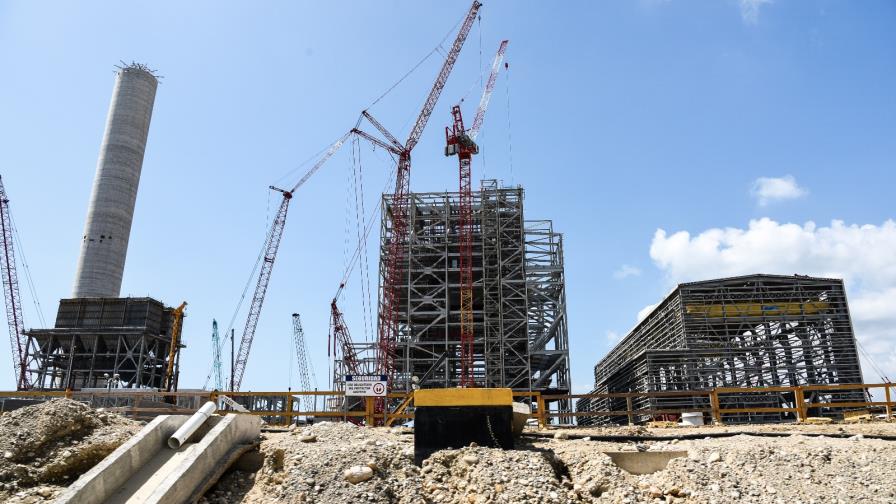 Comisión sale positivamente impresionada de la visita a las plantas de carbón de Punta Catalina Comisión sale positivamente impresionada de la visita a las plantas de carbón de Punta Catalina