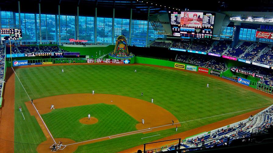 Los Marlins reciben oferta de compra por US$1,600 millones