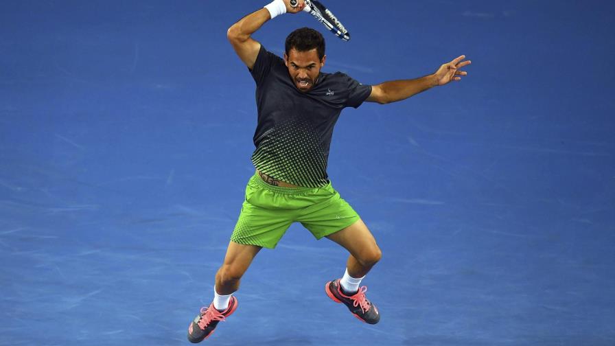 Víctor Estrella clasifica a cuartos en Abierto de Ecuador 