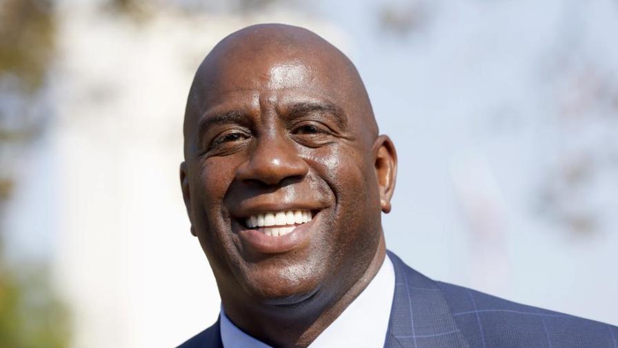 Magic Johnson plantea nuevo formato ofensivo en los Lakers