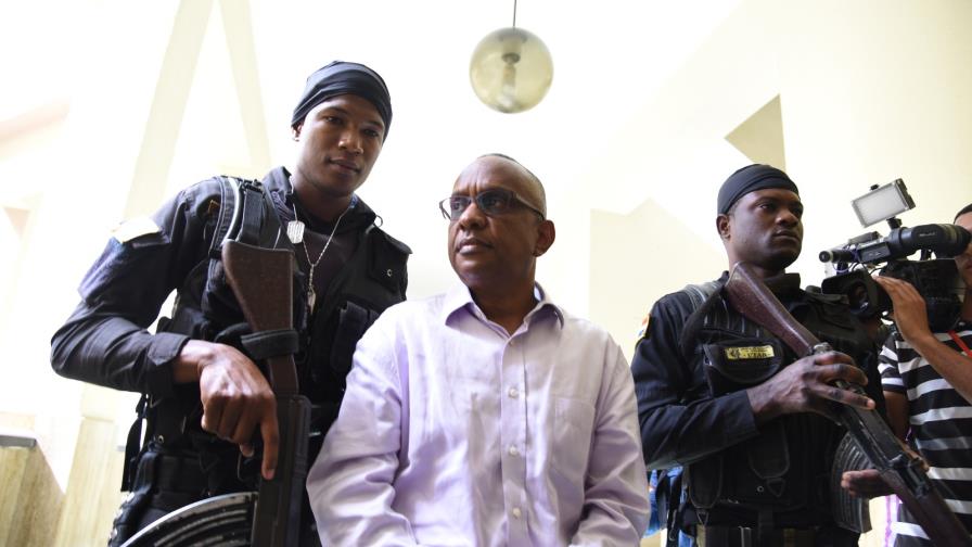 Tribunal mantiene en prisión al coronel Carlos Piccini por caso Super Tucanos