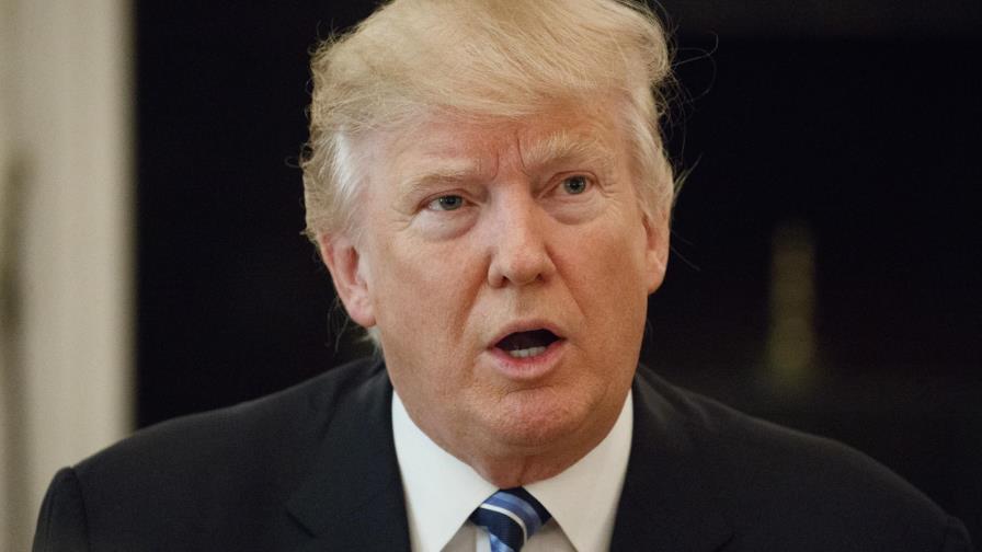 Trump sopesa emitir un nuevo decreto migratorio