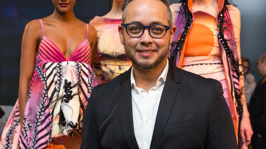 Carlos De Moya internacionaliza su marca