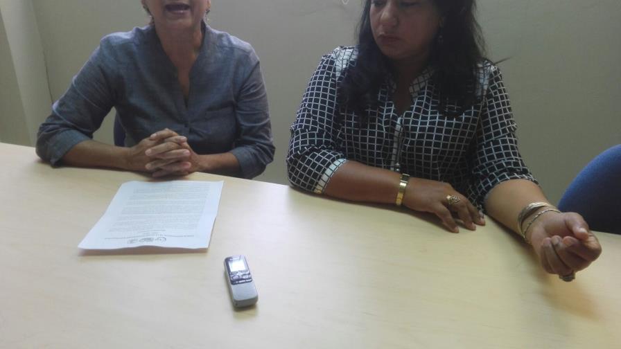 Centrales sindicales llaman a empleadores a cumplir con las 14 semanas de licencia post natal