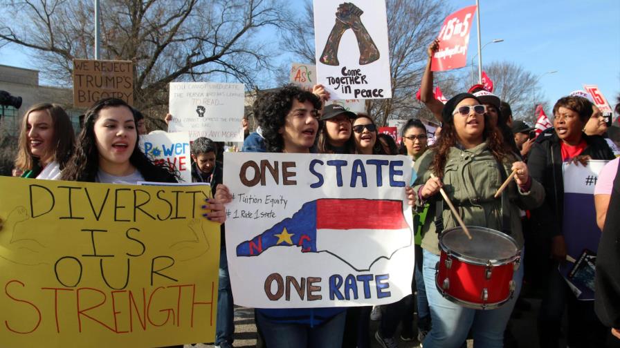 Protestas en Nueva York tras las redadas para detener indocumentados en EEUU