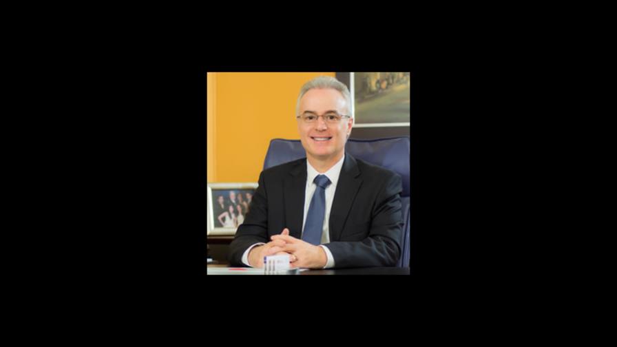 ADORA: “Hay casi 100 emisoras ilegales en RD”