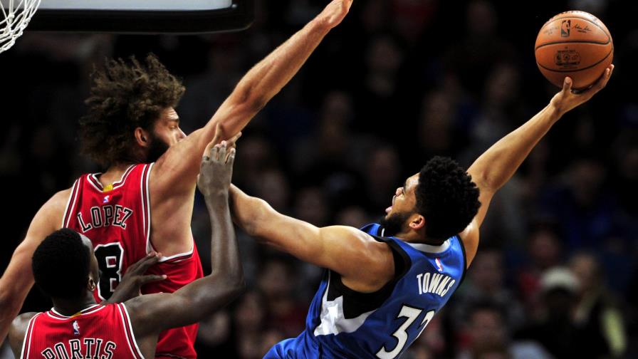 Karl-Anthony Towns anota 22; Minnesota vence a Chicago 