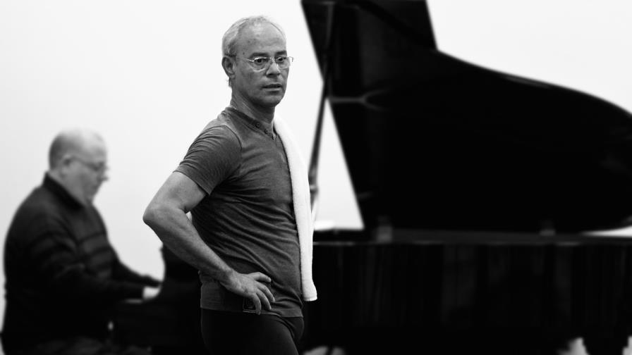 Reconocido coreógrafo en una jornada en el Ballet Nacional