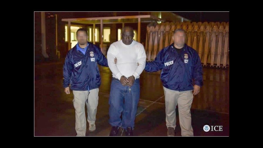 Detienen y deportan exagente de la Policía  que huyó a Nueva York 