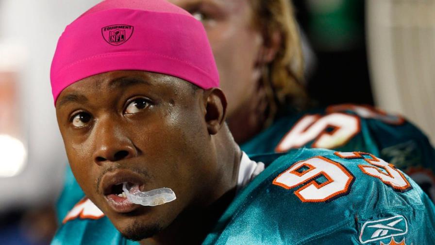 Ex jugador de la NFL pierde la vida en un incendio 