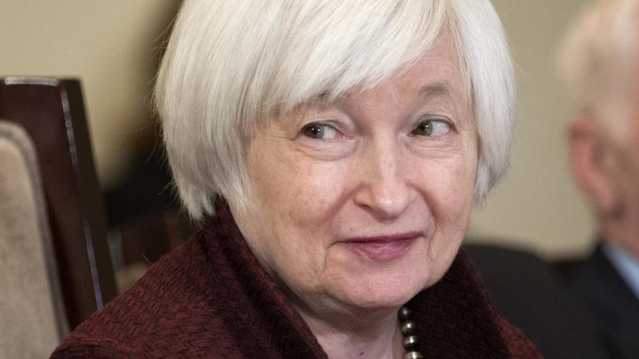Yellen instó a mantener cuentas públicas “en una trayectoria sostenible”