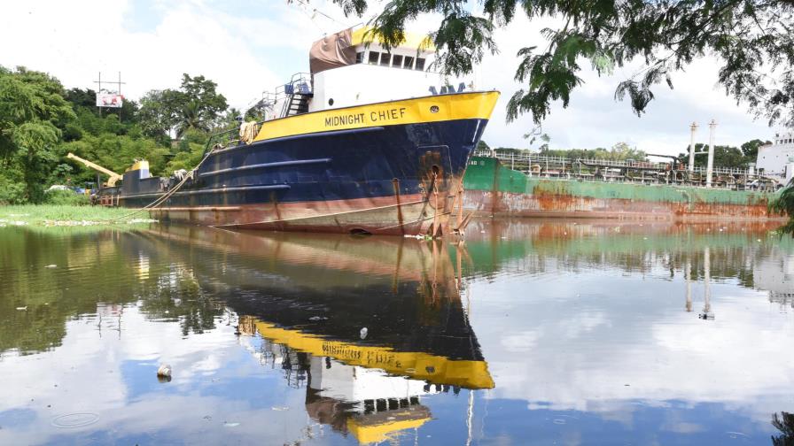 Metales Antillanos denuncia Medio Ambiente cerró las operaciones sin la autorización de un juez