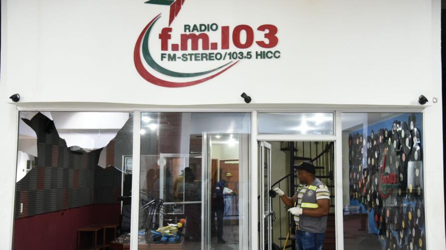 Secretaria que acompañaba a los dos locutores asesinados se recupera tras cirugía